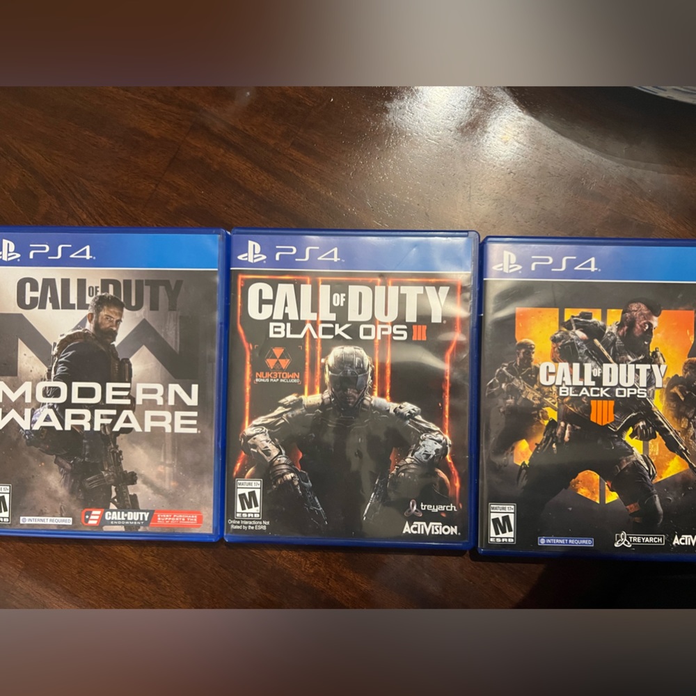 COD PS4 Games excellent condition (3)